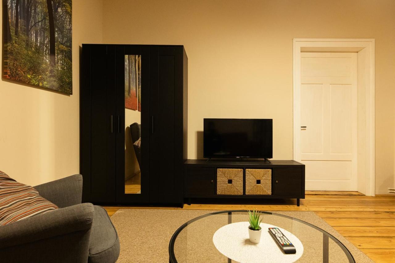 Chic Apartment In Historical City Center Timisoara Exterior foto